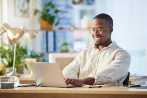 Assistant Commercial International